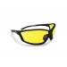 Occhiali con lente gialla antiappannante 100% UV protection - Montatura nero gomma effetto "soft touch" in policarbonato antiurto - Forma avvolgente che migliora la visione periferica AF100A